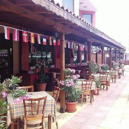 Maverick 酒店 阳光海滩