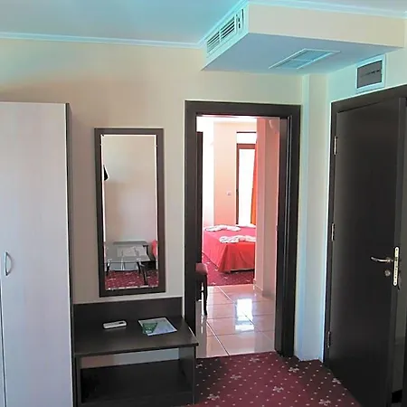 Maverick Hotell Slăntjev Brjag
