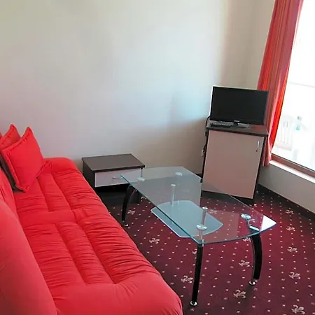 Maverick Hotel