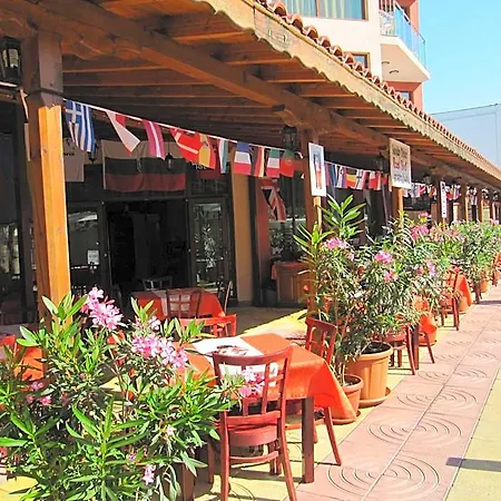 Maverick Hotell 3*