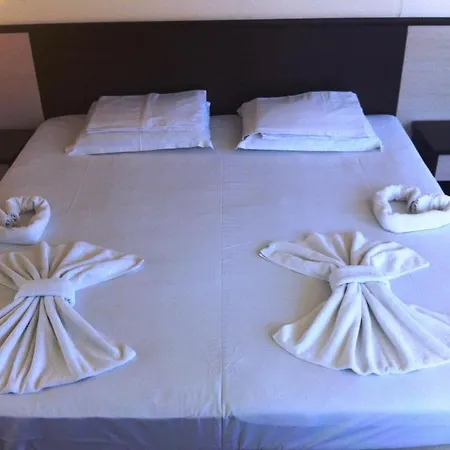 Maverick Σάνι Μπιτς